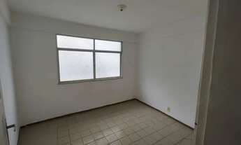 Imagem 5: Alugo ou vendo - Apartamento - 3/4 com dep. - Vila-Laura