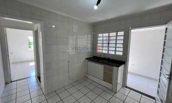 Imagem 7: Casa reformada no Bonfim com 02 quartos e uma edícula com suíte