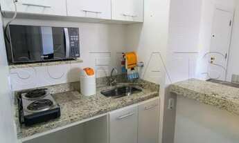 Imagem 3: Flat mobiliado no Itaim Bibi com 1 dormitório com vista para Avenida Faria Lima