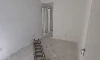 Imagem 2: Flórida : Contrato de Gaveta; Térreo com Quintal; 2/4 No Sim; Sinal 55 Mil