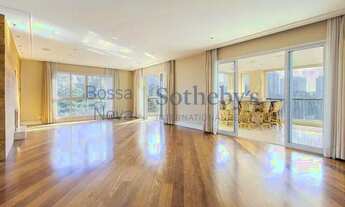 Imagem 4: Amplo apartamento com vista skyline para o Parque Burle Marx