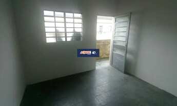 Imagem 3: ÓTIMA CASA 60M² COM 2 DORMITÓRIOS E 1 VAGA DE GARAGEM - JARDIM DIOGO