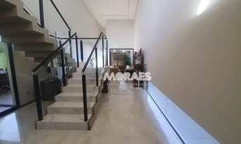 Imagem: Casa em condomínio fechado com 4 suítes