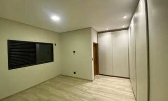 Imagem 7: Casa térrea para vender em condomínio no Vila do Golfe, pronta para morar