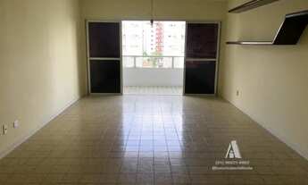 Imagem 2: Ap bem amplo em ótima localização de Boa Viagem