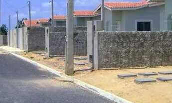 Imagem 3: Terrenos murados no Cidade Campestre, perto do CT do América, em Parnamirim