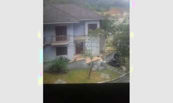 Imagem 2: Casa triplex,5qtos,3 suítes,quintal ,2 vagas na Taquara