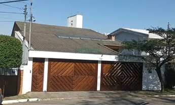 Imagem: Casa a venda com 05 dormitórios e 05 vagas