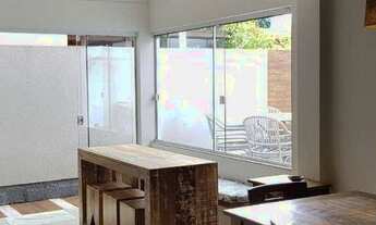 Imagem 3: A 200m do mar em Jurerê Internacional