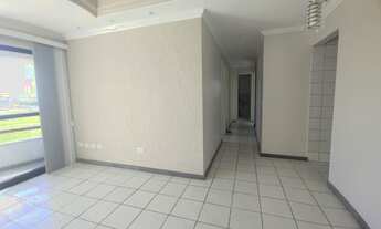 Imagem 2: Apartamento para venda possui 77 metros quadrados com 3 quartos em Prado - Recife - PE