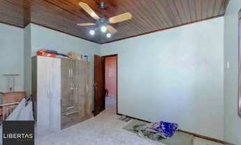 Imagem 7: Casa à venda com 3 dormitórios, 1 suíte e espaço gourmet em terreno alto