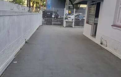 Imagem 6: Casa para venda possui 200 metros quadrados com 3 quartos em Campo Belo - São Paulo - São