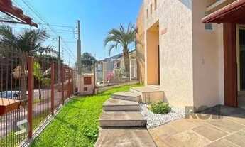 Imagem 4: Casa em Porto Alegre, no bairro Nonoai, com 4 dormitório(s), à venda