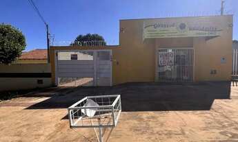 Imagem 2: Térrea para venda com 100 metros quadrados com 3 quartos em Jardim Aero Rancho - Campo Gra