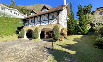 Imagem: Casa em rua sem saída em local nobre no