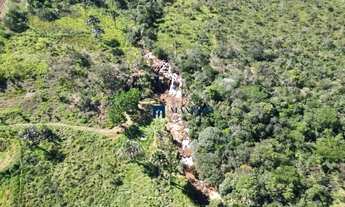 Imagem 3: TERRENO COM CACHOEIRA À VENDA - Nucleo Rural Monjolo - Recanto das Emas