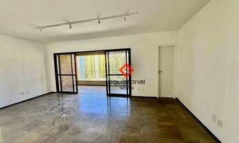 Imagem: Apartamento com 3 Suítes à Venda, 138