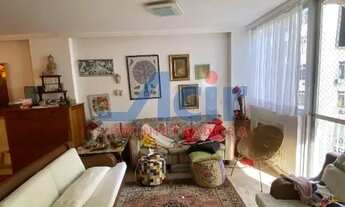 Imagem 2: Amplo Apartamento com Suíte e 2 Vagas em Copacabana 130m² Perto do Metrô!