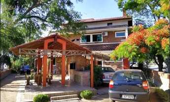 Imagem: Sobrado (residencial ou pousada) a 50m da