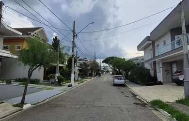 Imagem 4: Lindo sobrado a venda/aluguel no Residencial Floradas da Serra, com 3 dormitórios (suíte)