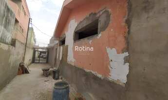 Imagem 2: Casa para aluguel, 3 quartos, 2 suítes, Brasil - Uberlândia/MG