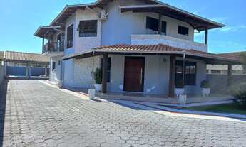 Imagem 2: São Francisco do Sul-SC Bairro Rocio Grande,VENDO SOBRADO COM PISCINA. VALOR 1.200,000 MIL