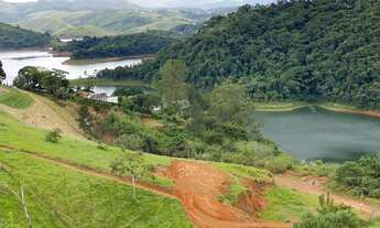 Imagem: Terreno com acesso a Represa 4532 M2