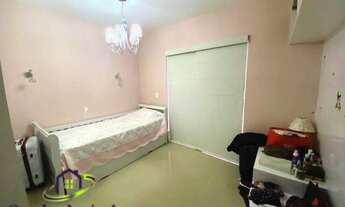 Imagem 4: Casa de condomínio para venda tem 194 metros quadrados com 4 quartos