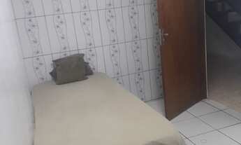 Imagem: QUARTOS em ambiente familiar e organizado