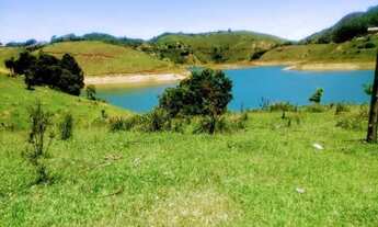 Imagem 4: Chácara beira da represa