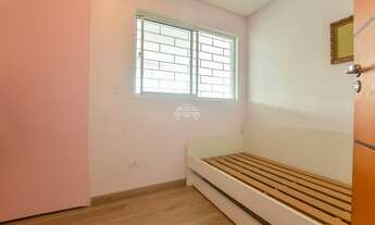 Imagem 2: Casa para venda possui 201 metros quadrados com 3 quartos em Rebouças - Curitiba - PR