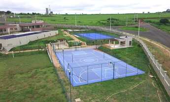 Imagem 2: Lote plano em condomínio fechado