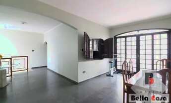 Imagem 2: Casa para venda de 350m², 4 dormitório suite e 5 vagas