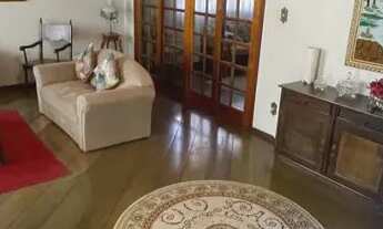 Imagem 4: Casa para venda tem 321 metros quadrados com 4 quartos em Jardim Panorama - Botucatu - SP