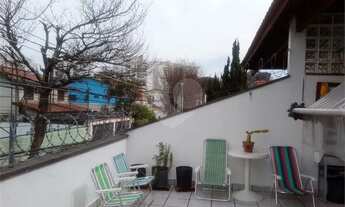 Imagem 3: Sobrado ao lado da Estação Vila Sonia do Metrô