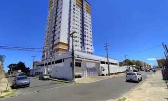 Imagem: Procuro menina para dividir ap