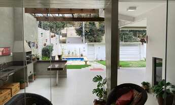 Imagem 5: Casa para venda com 270 metros quadrados com 3 quartos