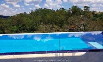 Imagem 2: Sobrado para venda tem 170 metros quadrados com 3 quartos em Jardim Pitangueiras I - Jundi