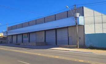 Imagem 2: Aluga-se galpão 1050m rua 12 vicente pires leia o anúncio