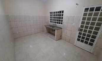 Imagem 7: VENDO OTIMA CASA 3 DORMITÓRIOS COM SUITE PARQUE DOS SERVIDORES