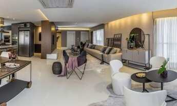 Imagem 2: Apartamento Frente Mar no edifício Ibiza Towers com 4 suítes à venda na Barra Sul em Balne