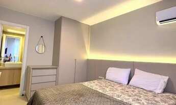 Imagem 4: Apartamento mobiliado e decorado no centro de Balneário Camboriú