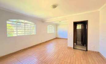 Imagem 2: Casa à venda no Bairro Parque do Mirante em Uberaba-MG