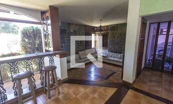 Imagem 5: Casa à Venda - Bandeirantes, 4 Quartos, 469 m2