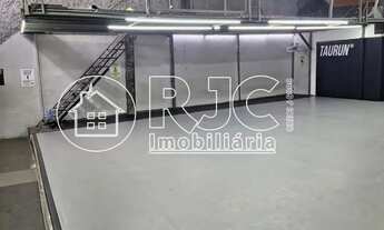 Imagem 4: Imóvel para venda tem 204 metros quadrados com 4 quartos em Praça da Bandeira - Rio de Jan