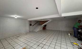 Imagem 3: Casa à Venda no Centro de Campina Grande