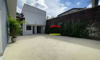 Imagem: Locação - Casa totalmente térrea a venda