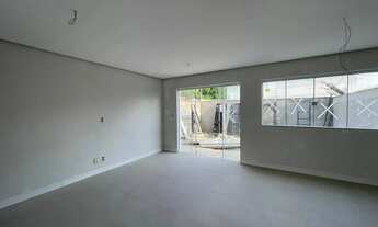 Imagem: Casa Duplex em Condomínio no Araçagy com