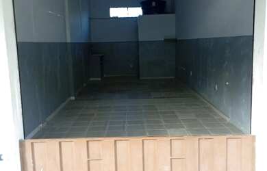 Imagem: Aluga se está loja. De 35 metros quadrados.av