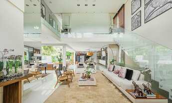 Imagem 3: Casa Alto Padrão de 4 suítes em Jurerê - Florianópolis/SC